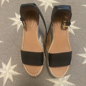 See by Chloe. Glyn Platform Sandal. Black. Size 9